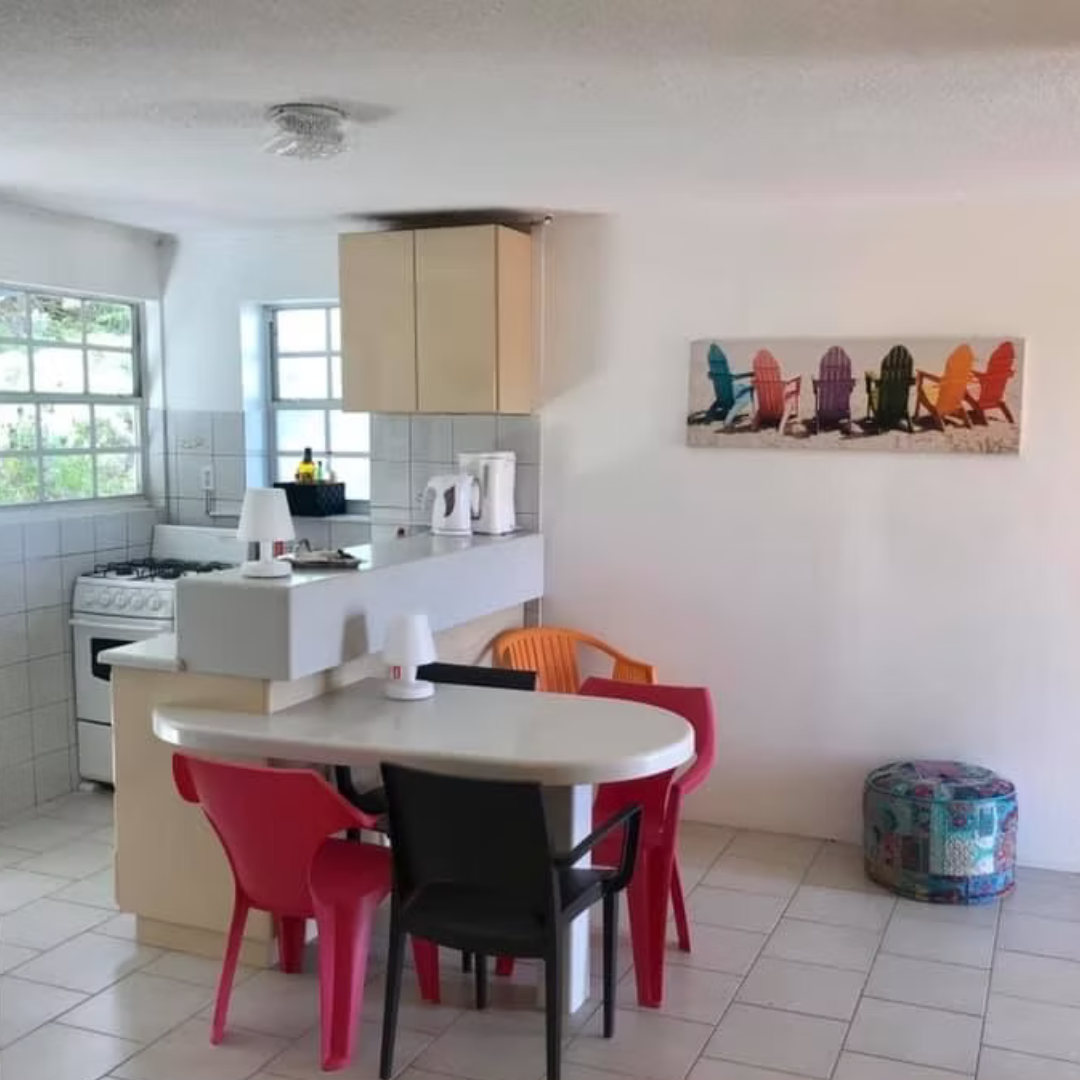Studeren in Curacao met verblijf in Salinja View huizen vlakbij het strand en restaurantjes